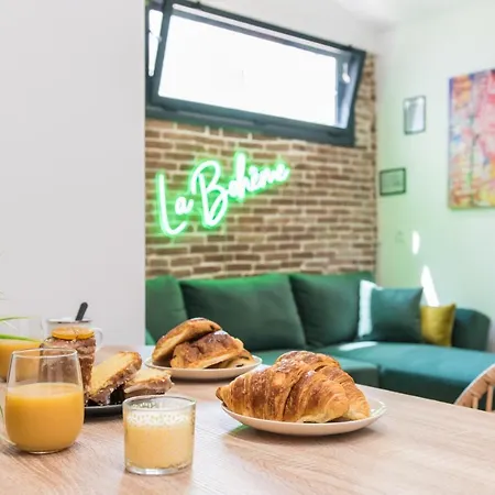 Beautiful Renovated La Boheme *